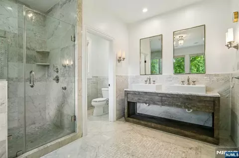 Bath - 41 Sunset Rd, Demarest, NJ 07627 photo 2 of 3