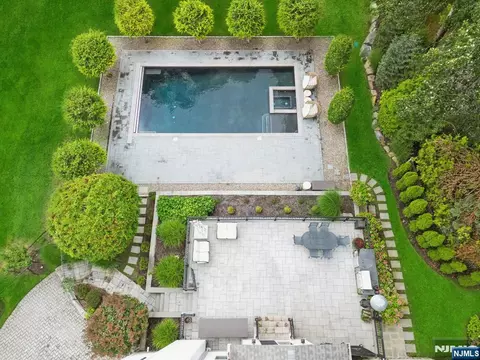 Exterior - 41 Sunset Rd, Demarest, NJ 07627 photo 4 of 4