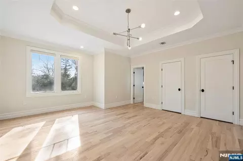 Bedroom - 41 Sunset Rd, Demarest, NJ 07627 photo 2 of 3