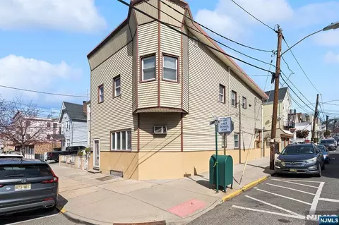131 Johnston Ave, Kearny, NJ 07032