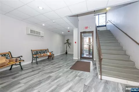 Entry Way - 75 Union St #5E, Hackensack, NJ 07601 photo 1 of 3