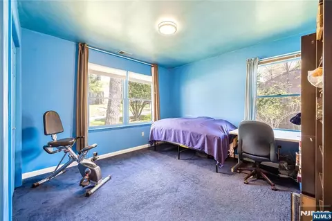 Bedroom - 11 Sunset Rd, Demarest, NJ 07627 photo 4 of 5