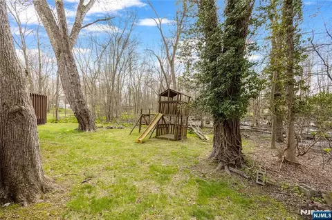 Exterior - 11 Sunset Rd, Demarest, NJ 07627 photo 12 of 12