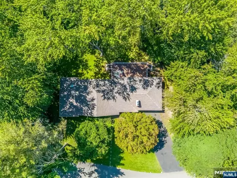 View/Area - 11 Sunset Rd, Demarest, NJ 07627 photo 1 of 2
