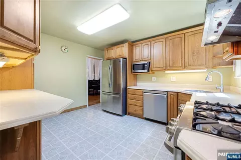 Kitchen - 11 Sunset Rd, Demarest, NJ 07627 photo 1 of 4