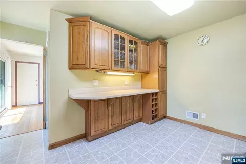 Kitchen - 11 Sunset Rd, Demarest, NJ 07627 photo 2 of 4