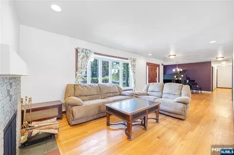 Living - 11 Sunset Rd, Demarest, NJ 07627 photo 2 of 2