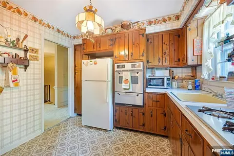 Kitchen - 156 Cedar Ave, Hackensack, NJ 07601 photo 3 of 3