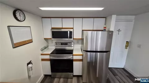 Other - 55 Clinton Pl #304, Hackensack, NJ 07601 photo 3 of 8
