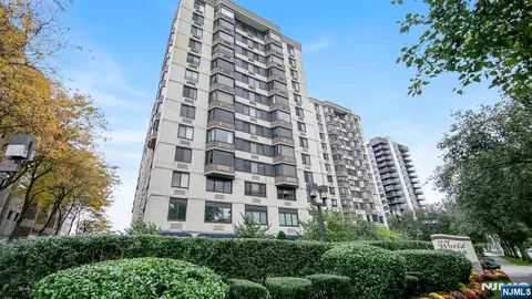 326 Prospect #11K, Hackensack, NJ 07601