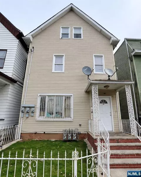 255 Franklin St, Elizabeth, NJ 07206