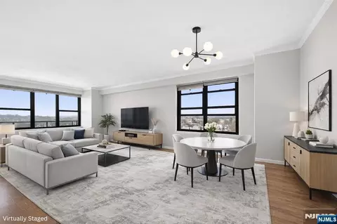 285 Aycrigg #11G, Passaic, NJ 07055