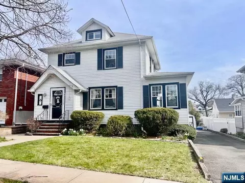 891 Ray Ave, Ridgefield, NJ 07657