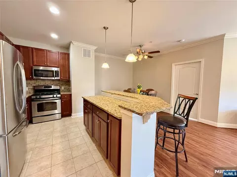 3108 Ramapo Ct, Riverdale, NJ 07457