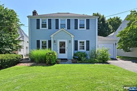 138 Magnolia Ave, Maywood, NJ 07607