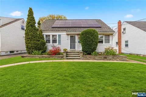 743 Coles St, Maywood, NJ 07607
