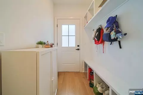 Entry Way - 144 Village Cir, Paramus, NJ 07652 photo 6 of 10