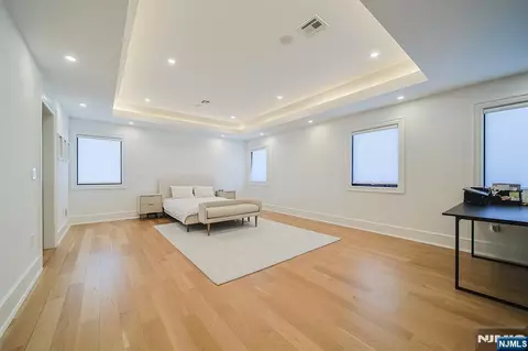 Bedroom - 144 Village Cir, Paramus, NJ 07652 photo 5 of 8