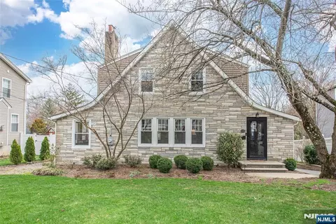 446 Lincoln Ave, Wyckoff, NJ 07481