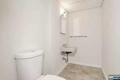 Bath - 7 Tufts Ct, Paramus, NJ 07652 photo 6 of 6