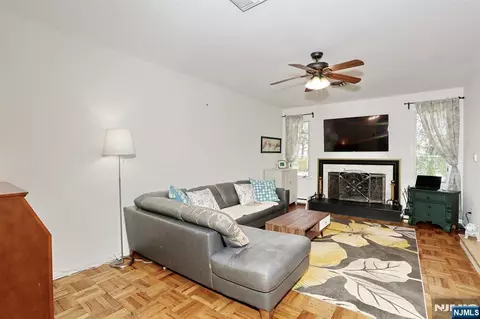 Other - 7 Tufts Ct, Paramus, NJ 07652 photo 3 of 8