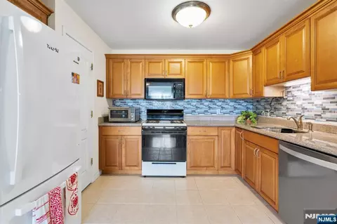 Kitchen - 241 Union St #302, Hackensack, NJ 07601 photo 2 of 2