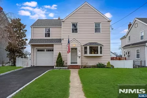 36 Hoover St, North Arlington, NJ 07031
