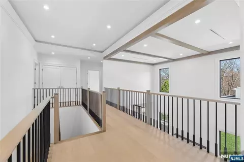 Entry Way - 228 Spring Valley Rd, Paramus, NJ 07652 photo 6 of 7