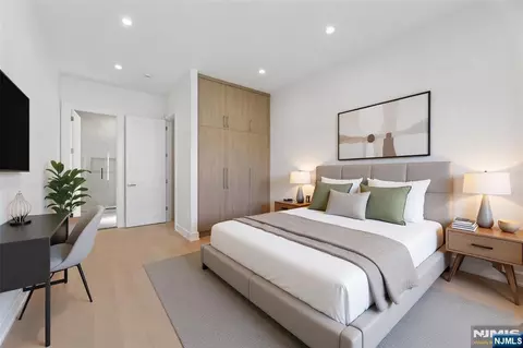 Bedroom - 228 Spring Valley Rd, Paramus, NJ 07652 photo 1 of 8