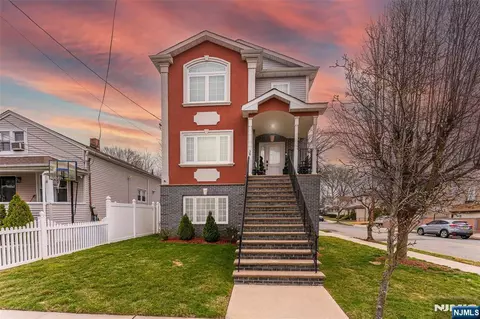 38 Center St, Belleville, NJ 07109