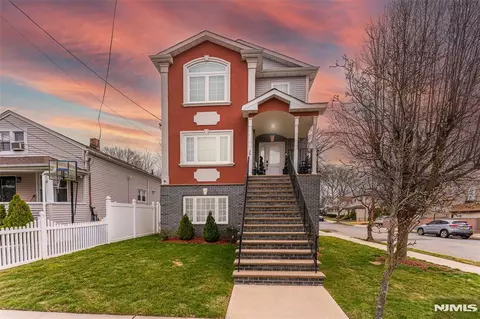 38 Center St, Belleville, NJ 07109