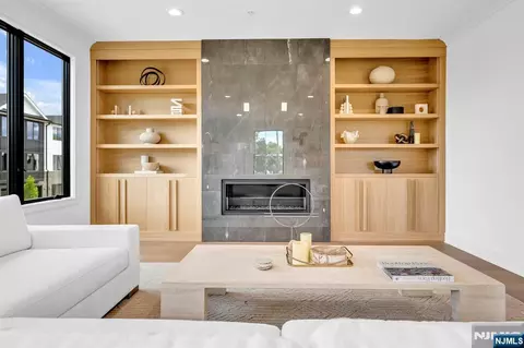 Living - 28 Skye Dr, Paramus, NJ 07652 photo 2 of 2