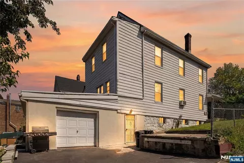 539 Bergen Blvd, Ridgefield, NJ 07657