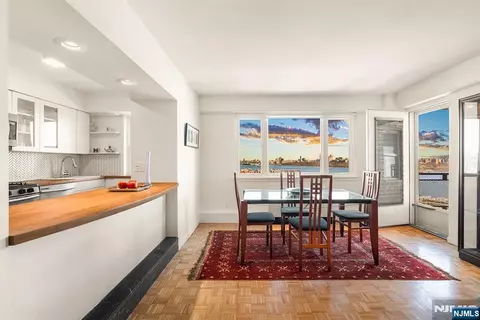 8800 Boulevard E #005E, North Bergen, NJ 07047