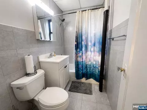 Bath - 303 Hamilton Pl #B4, Hackensack, NJ 07601 photo 2 of 2