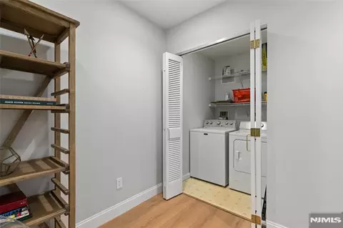189 Forest Ave #108, Paramus, NJ 07652 photo 17