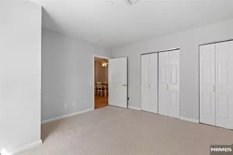 189 Forest Ave #108, Paramus, NJ 07652 photo 13