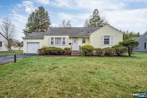 349 Trensch Dr, New Milford, NJ 07646