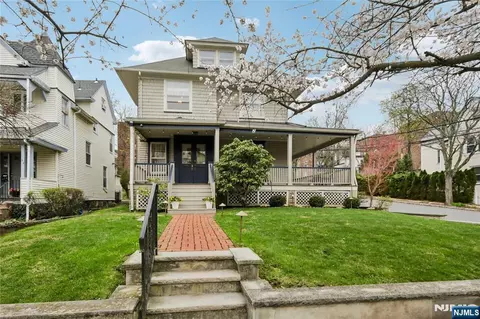 36 Willow St, Montclair, NJ 07042