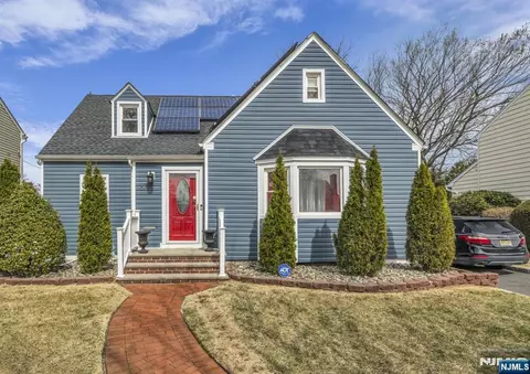 1875 Pilgrim Way, Union, NJ 07083
