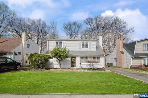 907 Spring Valley Rd, Maywood, NJ 07607