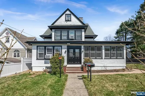 56 S Mountain Ave, Cedar Grove, NJ 07009