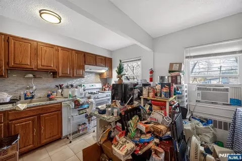 Kitchen - 243 Johnson Ave #L4, Hackensack, NJ 07601 photo 2 of 3