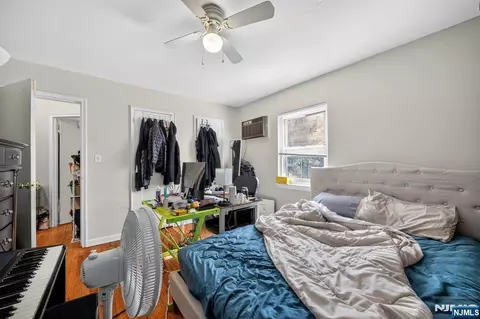 Bedroom - 243 Johnson Ave #L4, Hackensack, NJ 07601 photo 3 of 5