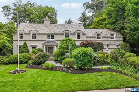 256 Lotte Rd, Ridgewood, NJ 07450