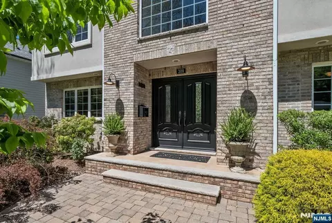 Other - 309 South Dr, Paramus, NJ 07652 photo 1 of 11