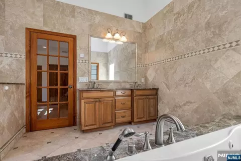 Other - 309 South Dr, Paramus, NJ 07652 photo 6 of 11