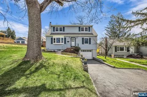 77 Mountain Ave, Cedar Grove, NJ 07009