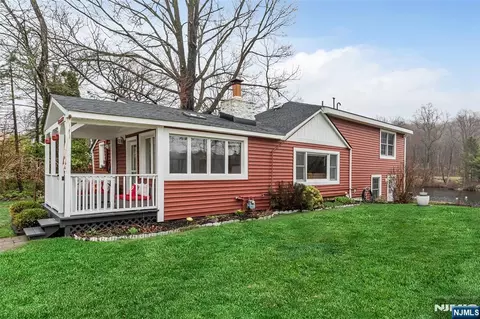 24 Broadway, West Milford, NJ 07480