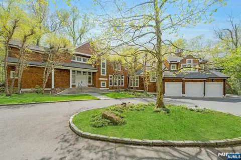 7 Charney Pl, Alpine, NJ 07620